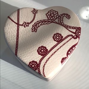 Pandora jewelry box